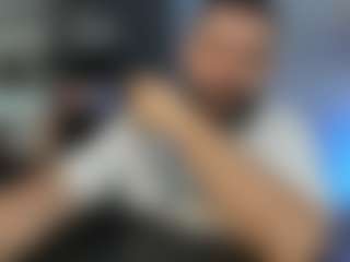 Live cam show with Dravenpeak - Bedroom on madthumbs
