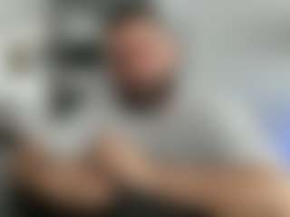 Live cam show with Dravenpeak - Bear on xblisslive.com