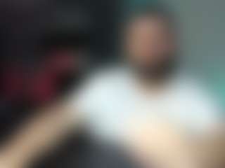 Live cam show with Dravenpeak - Brown Eyes on Camsoda