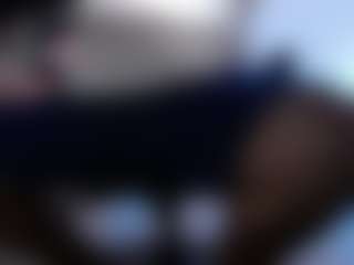 Live cam show with Dravenpeak - White on madthumbs