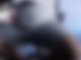 Live cam show with Dravenpeak - Bedroom on TeamSkeetLive