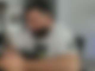Live cam show with Dravenpeak - Chubby on Stripli.com