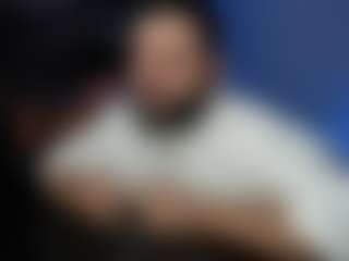 Live cam show with Dravenpeak - Black Hair on WildCum