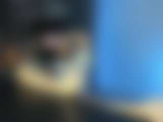 Live cam show with Dravenpeak - White on TeamSkeetLive
