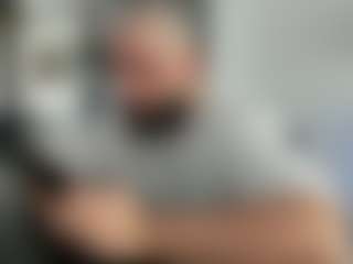 Live cam show with Dravenpeak - Bear on Camsoda