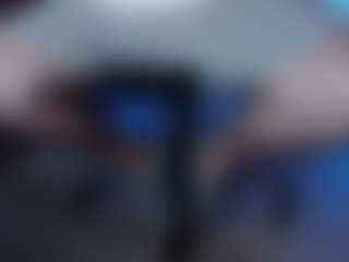 Live cam show with Dravenpeak - Brutal on Fit Hotties