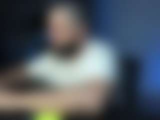Live cam show with Dravenpeak - Brown Eyes on crypto-cams