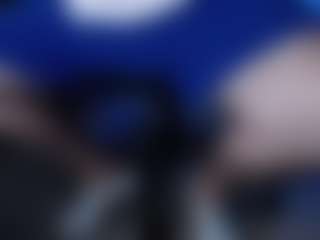 Live cam show with Dravenpeak - White on xDating