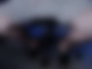 Live cam show with Dravenpeak - White on madthumbs
