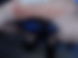 Live cam show with Dravenpeak - Bear on Milfs Live