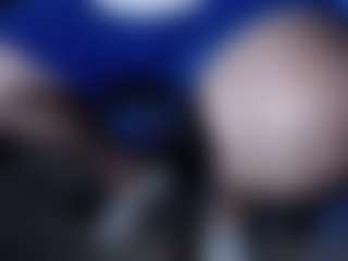 Live cam show with Dravenpeak - Brown Eyes on Streamer API