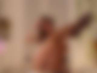 Live cam show with FrancineBritnell - Show on Taboo Cams XXX
