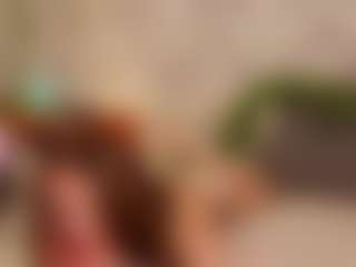 Live cam show with FrancineBritnell - Flashing on Hubzter Live