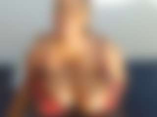xBusttyBoobsxx3's Live Sex Cam Show