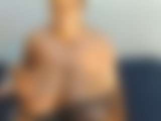 xBusttyBoobsxx3's Live Sex Cam Show