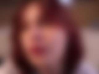 Live cam show with DianaCarriere - Red Hair on Camming Site