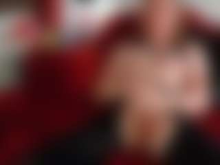 Live cam show with JonnieHagard - Anal Toys on Camsoda