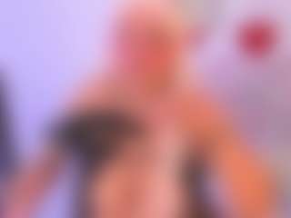 Live cam show with Miia-Hurrem - Red Hair on livesuperchat.net