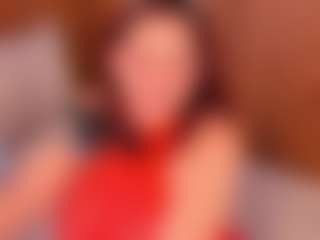 Live cam show with Miia-Hurrem - Middle Aged on Camsoda
