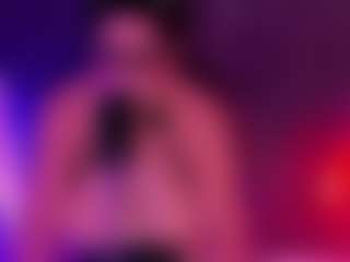 Live cam show with Miia-Hurrem - Shaved Pussy Mature on Camsoda