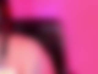 Live cam show with Naomi-Gomez - Aussie on CamwithHer