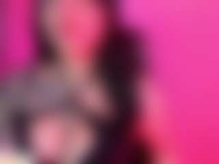 Live cam show with Naomi-Gomez - Aussie on Camsoda