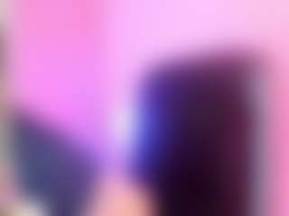 Live cam show with Naomi-Gomez - Aussie on SmokeAndPoke