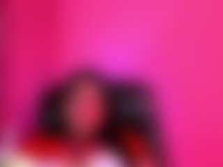 Live cam show with Naomi-Gomez - Cosplay BBW on Milfs Live