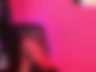 Live cam show with Naomi-Gomez - Aussie on Camsoda