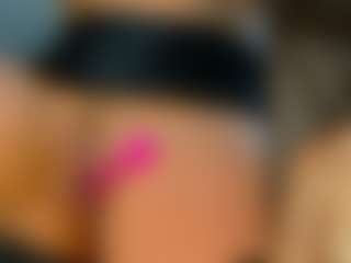 Live cam show with sofiiadiaz0805 - Mature on hornycams.live