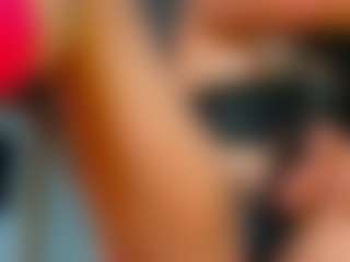 Live cam show with sofiiadiaz0805 - Oil on testsause.com