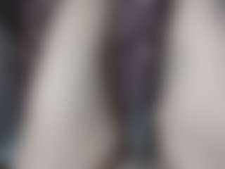 Live cam show with Black Pearl - Tease on CamSodaAdn