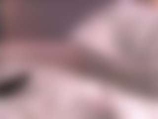Live cam show with Adeline - Skinny on Milfs Live