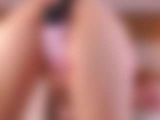 Live cam show with Adeline - Teen (18+) on Camsoda