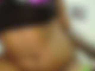 Live cam show with Naomylynch - Squirt on Mixed Magazine Live