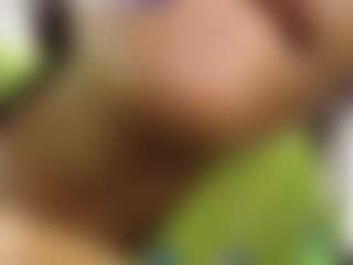 Live cam show with Naomylynch - Dirty on CamwithHer