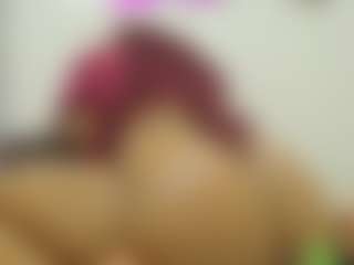 Live cam show with Naomylynch - Public Black on Mixed Magazine Live