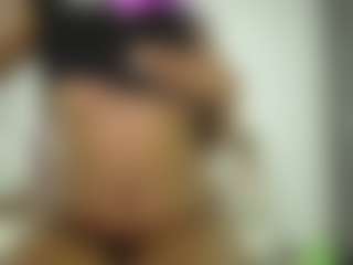 Naomylynch's Live Sex Cam Show