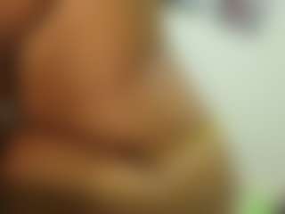 Live cam show with Naomylynch - Spank Ebony on sexylive.show