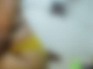 Live cam show with Naomylynch - Black Lush on Hubzter Live