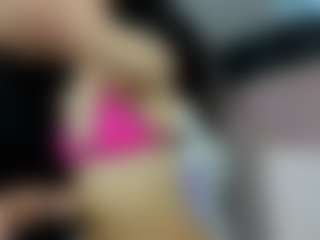 chaniesmith69x's Live Sex Cam Show