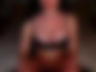 ErikaMelas's Live Sex Cam Show
