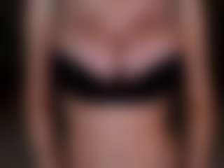 Live cam show with ErikaMelas - Double Penetration on thefappeningchat.com