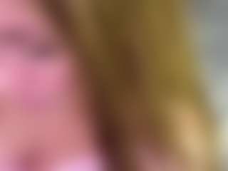 Live cam show with BarbieMcintyde - Sweet on SquirtSoMuch