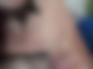 esmeralda-milf's Live Sex Cam Show