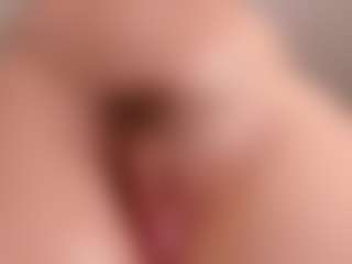 Live cam show with bigclitti - Hairy Armpits on Uber Horny