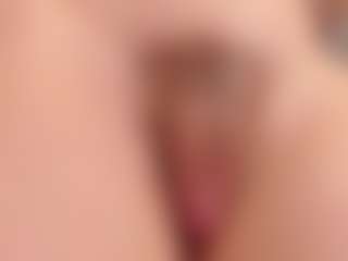 Live cam show with bigclitti - Big Clit on Fling VIP Chat
