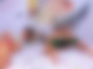 Live cam show with Drain-Guyss - Hazel Eyes on Dolls Live