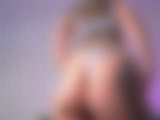 Live cam show with RanyLoveThompson - Normal on AdultVida.com