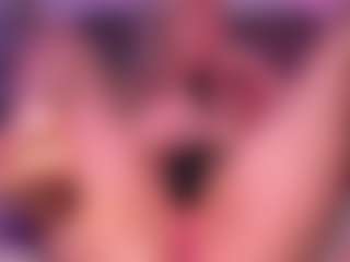 Live cam show with RanyLoveThompson - Striptease on Fling VIP Chat